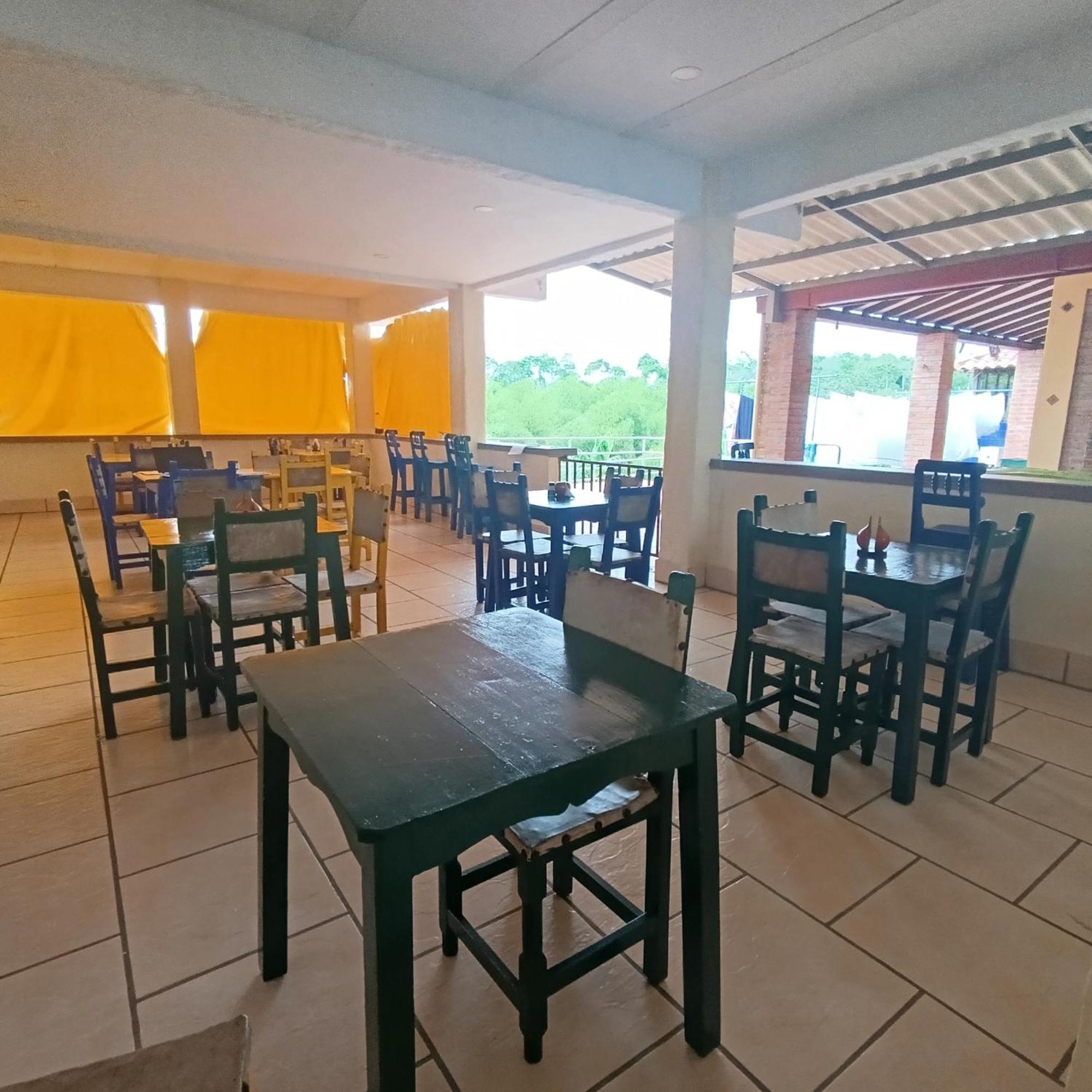 Hotel Campestre Los Mangos Quimbaya Exterior foto